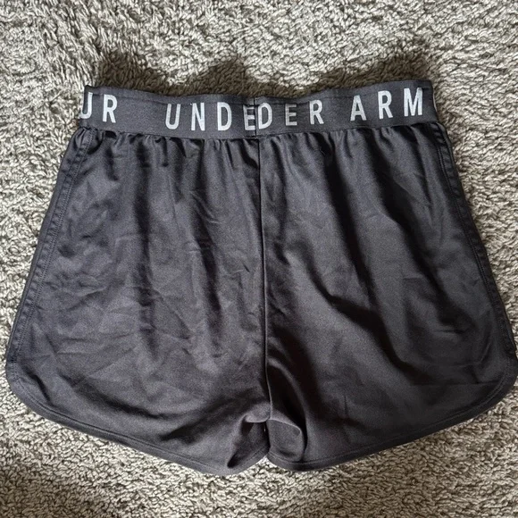 Under Armour Women's Charcoal Athletic Shorts - Picture 3 of 3